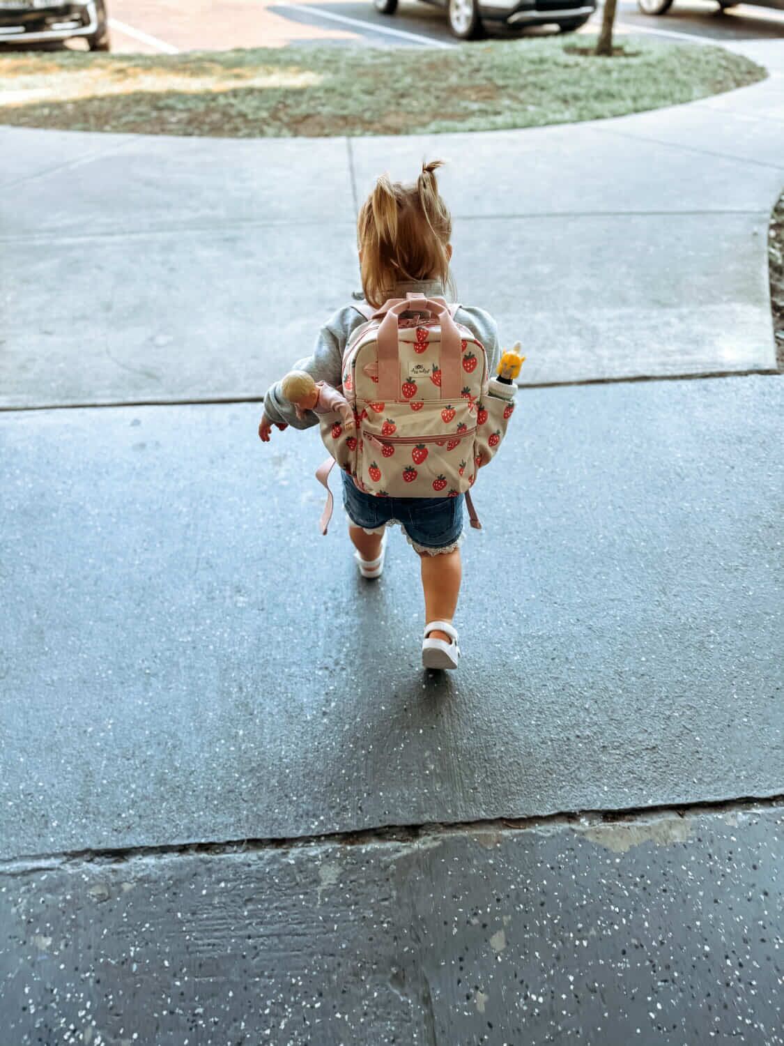 Itzy Bitzy Bag Toddler Backpack - Strawberries and Cream