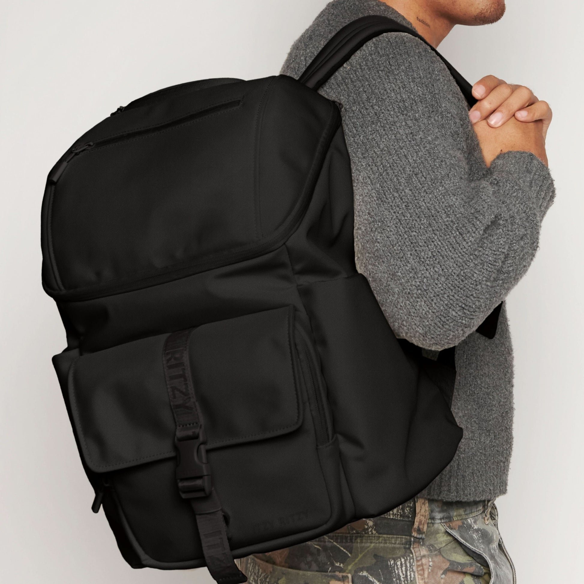 Belong Bucket Backpack Black